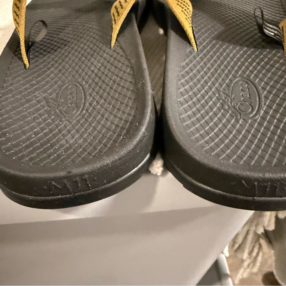 Chaco Men's Lowdown Flip Flops - Score Bronze Sz 11 Like new - Picture 10 of 10